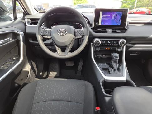 Used 2023 Toyota RAV4 XLE w/ Convenience Package FWD image 7