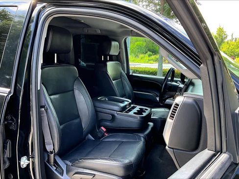 Used 2016 Chevrolet Silverado 1500 LT w/ Midnight Edition AWD/4WD image 9