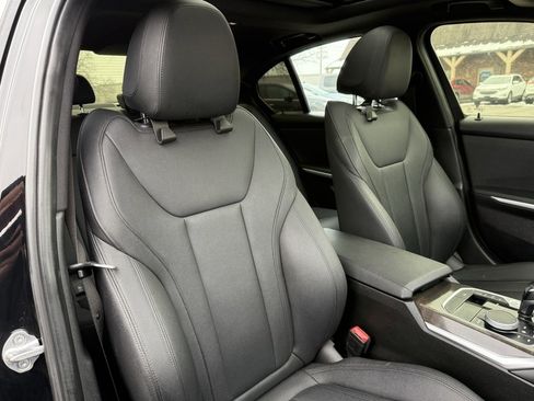 Used 2020 BMW 330i xDrive 330i xDrive w/ Convenience Package image 21