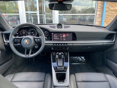 Used 2020 Porsche 911 Carrera 4S AWD/4WD image 34