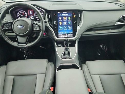 Certified 2025 Subaru Outback Onyx Edition AWD/4WD image 32