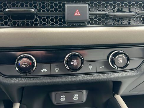 New 2026 Honda HR-V LX image 25