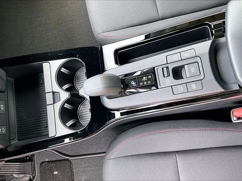 New 2026 Toyota Prius Plug-In Hybrid FWD image 7