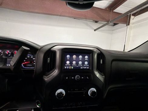 Used 2024 GMC Sierra 2500 Pro w/ Convenience Package AWD/4WD image 13