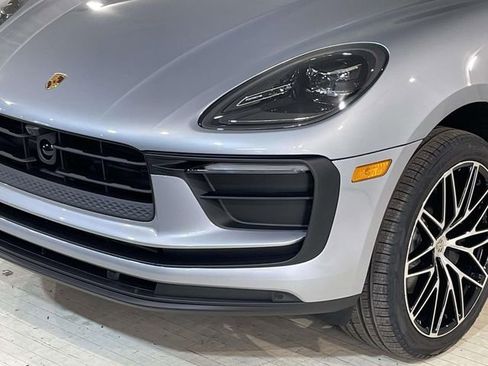 New 2026 Porsche Macan image 11