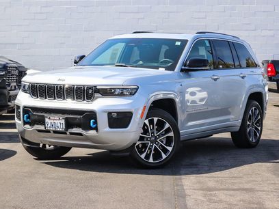 Used 2023 Jeep Grand Cherokee Overland w/ Advanced Protech Group III
