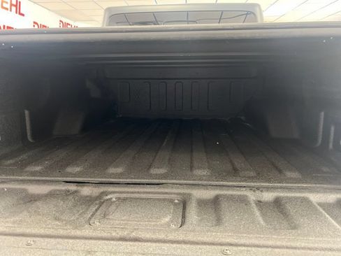 Used 2022 Jeep Gladiator Sport AWD/4WD image 8