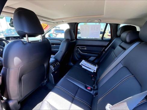 Certified 2025 MAZDA CX-50 AWD 2.5 Hybrid w/ Premium Pkg image 17