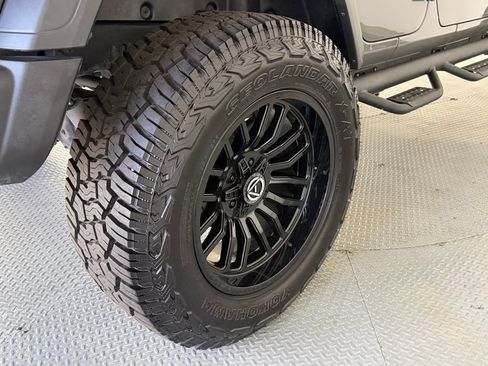 Used 2021 Jeep Wrangler Unlimited Sport AWD/4WD image 53