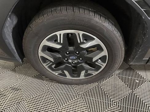 Used 2025 Subaru Forester Premium AWD/4WD image 37