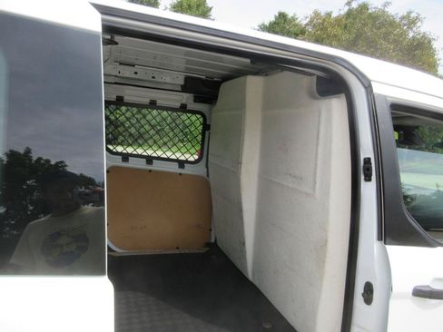 Used 2023 Ford Transit Connect XL FWD image 19