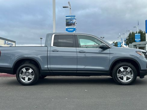 New 2026 Honda Ridgeline RTL image 2