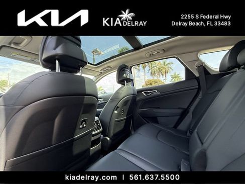 Used 2026 Kia Sportage EX w/ EX Panorama Roof Package FWD image 15
