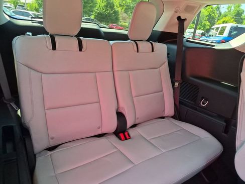 New 2026 Ford Explorer Platinum w/ LUX Leather Package AWD/4WD image 26