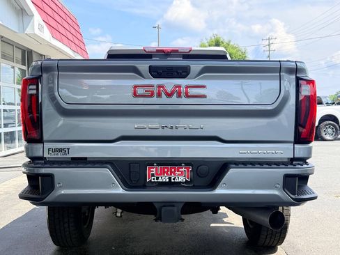 Used 2024 GMC Sierra 2500 Denali w/ Denali Reserve Package AWD/4WD image 4