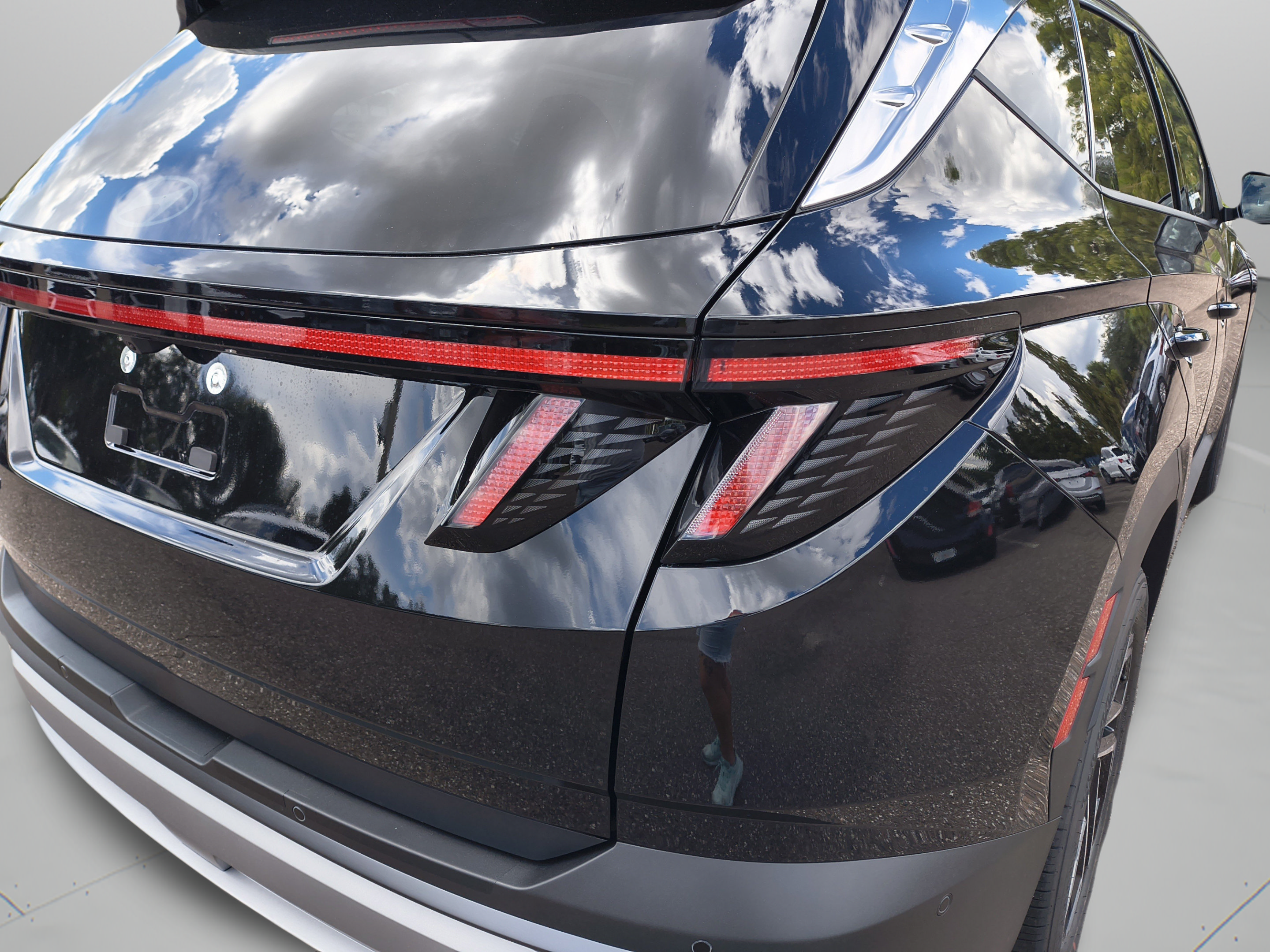 New 2026 Hyundai Tucson Limited FWD image 10