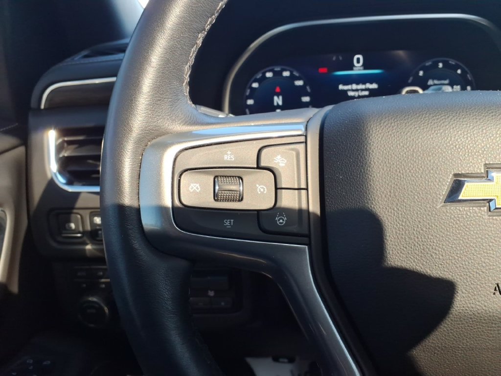 Used 2023 Chevrolet Tahoe Premier w/ Advanced Technology Package AWD/4WD image 17