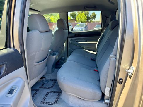 Used 2007 Toyota Tacoma PreRunner RWD image 8