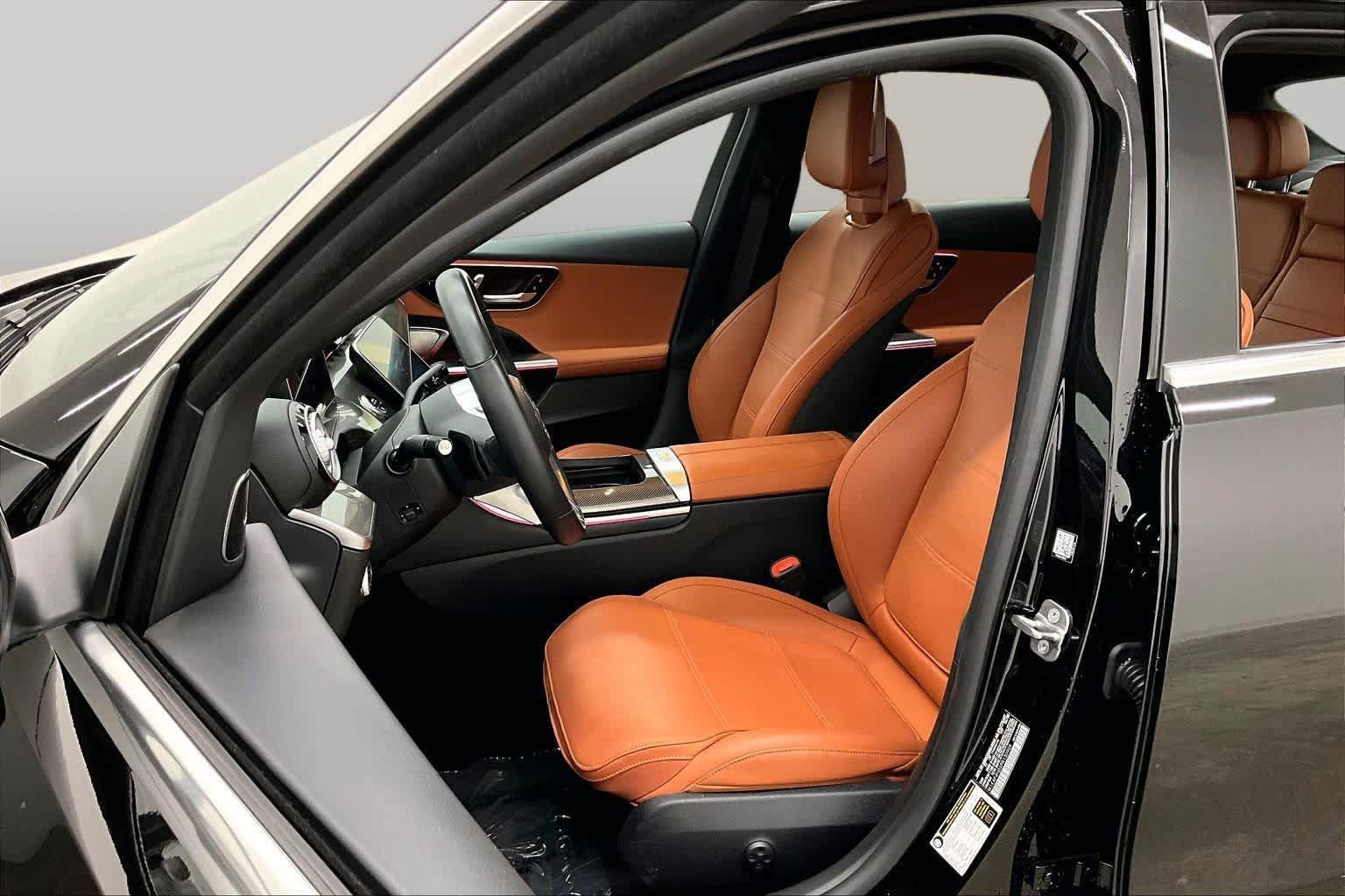Used 2023 Mercedes-Benz C 300 4MATIC Sedan image 8