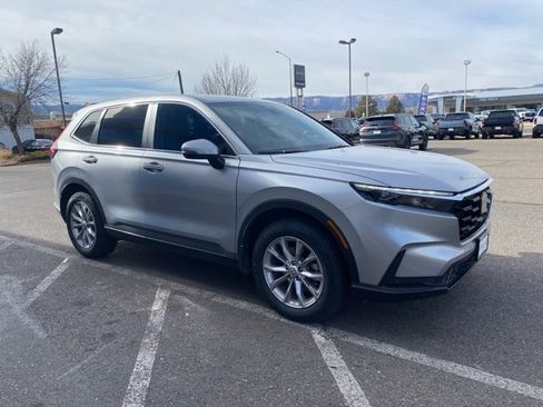 Used 2023 Honda CR-V EX-L image 3