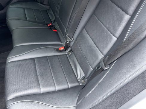 Used 2022 Mercedes-Benz GLE 350 w/ Premium Package image 43