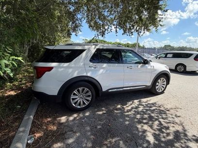 Used 2024 Ford Explorer Limited w/ Limited Technology Package