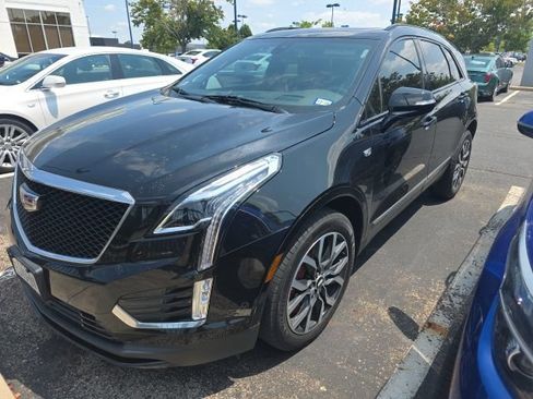 Certified 2022 Cadillac XT5 Sportv w/ Platinum Package AWD/4WD image 1