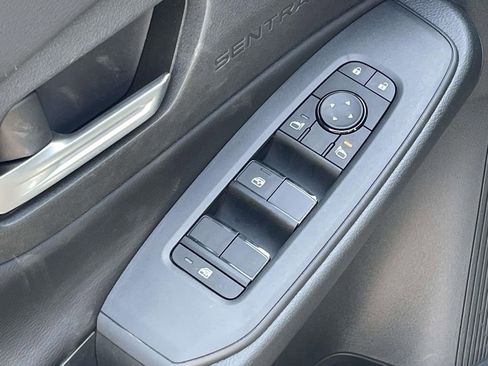 New 2026 Nissan Sentra SV w/ SV Convenience Package FWD image 16