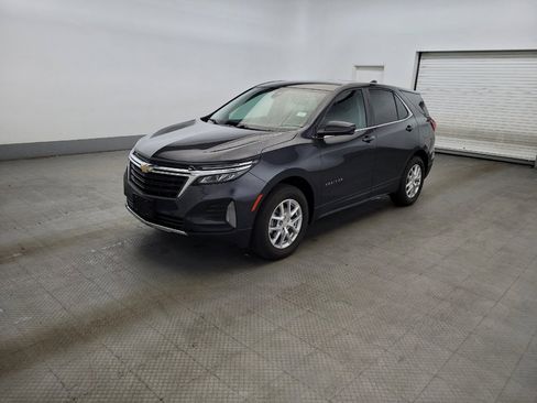 Used 2023 Chevrolet Equinox LT AWD/4WD image 2
