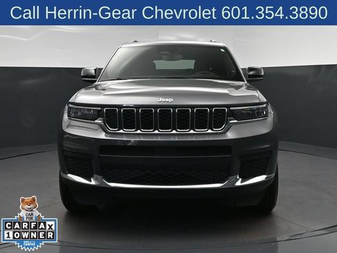 Used 2024 Jeep Grand Cherokee L Laredo RWD image 10