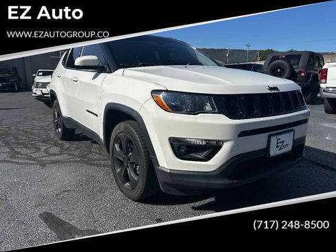 Used 2021 Jeep Compass Latitude w/ Sun and Sound Group AWD/4WD image 1