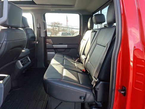 New 2026 Ford F350 Lariat w/ Black Appearance Package image 8