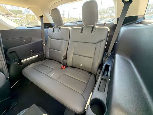 New 2026 Ford Explorer Active w/ Active Comfort Package image 18