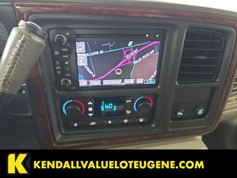 Used 2006 Cadillac Escalade AWD image 16