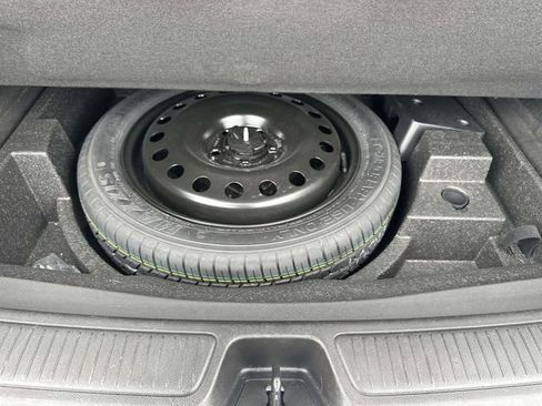 Used 2023 Buick Envision Preferred AWD/4WD image 24
