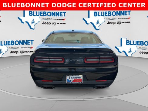 Used 2019 Dodge Challenger R/T RWD image 6