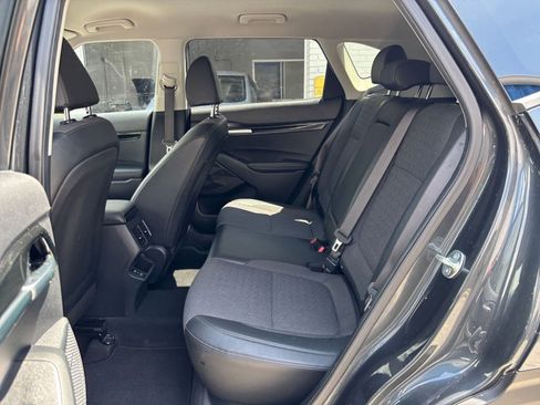 Used 2025 Kia Seltos S FWD image 28