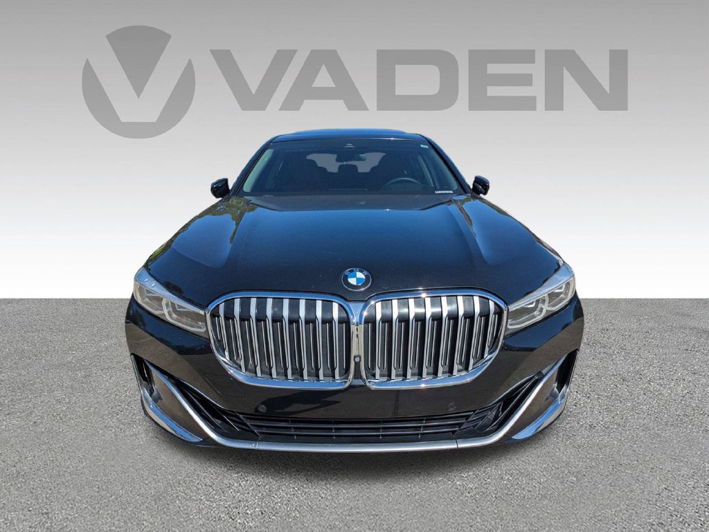 Used 2020 BMW 740i w/ Premium Package RWD image 28