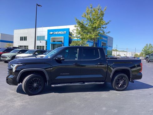 Used 2022 Toyota Tundra SR5 image 7