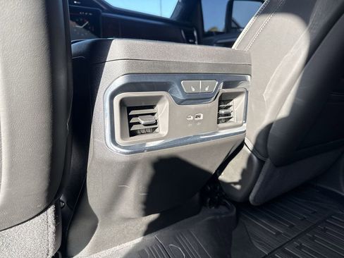 Used 2024 GMC Sierra 3500 Denali Ultimate AWD/4WD image 27