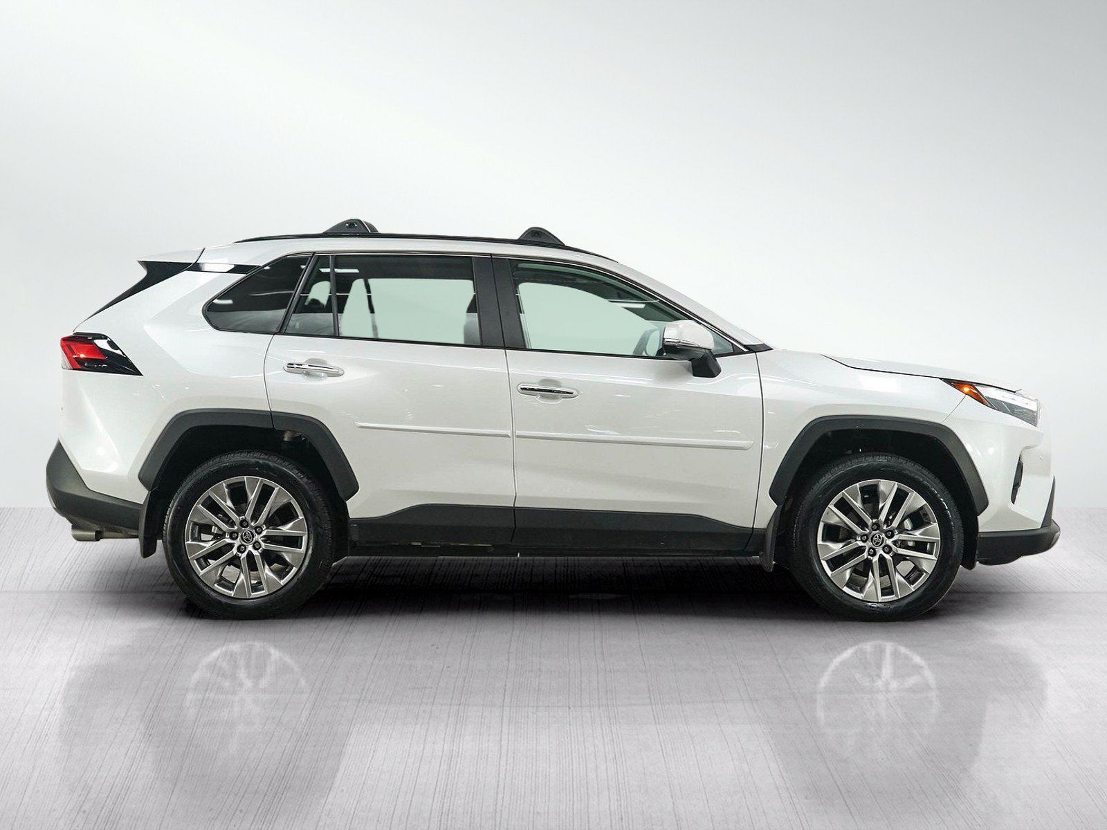 Used 2024 Toyota RAV4 Limited w/ Weather Package AWD/4WD image 6