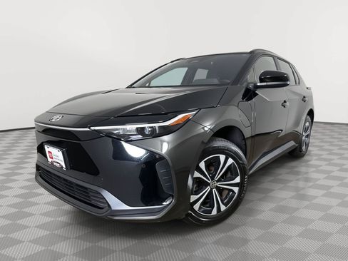 Used 2023 Toyota bZ4X AWD w/ Weather Package image 1