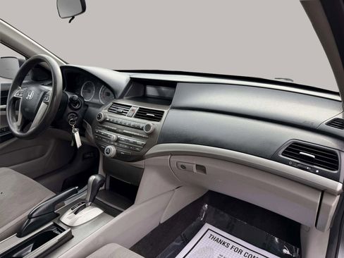 Used 2012 Honda Accord LX image 17