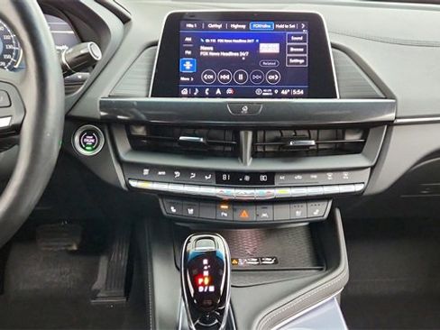 Certified 2023 Cadillac CT4 Premium Luxury image 16