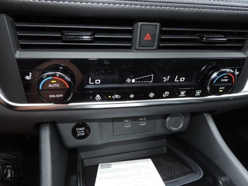 New 2026 Nissan Rogue SV image 23