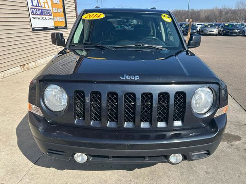 Used 2014 Jeep Patriot Latitude image 2