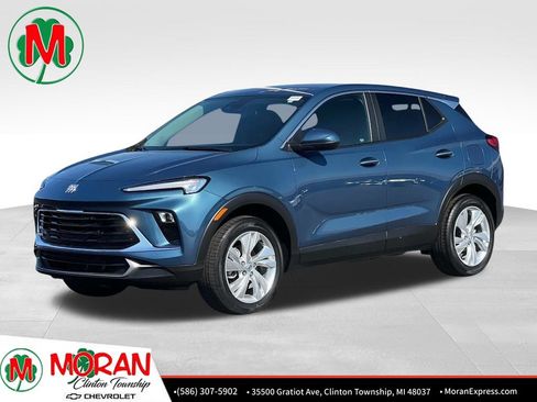 Certified 2024 Buick Encore GX Preferred AWD/4WD image 1