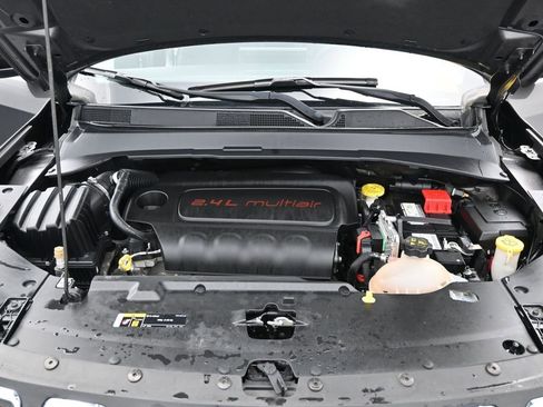 Used 2022 Jeep Compass Latitude w/ Sun and Sound Group image 14