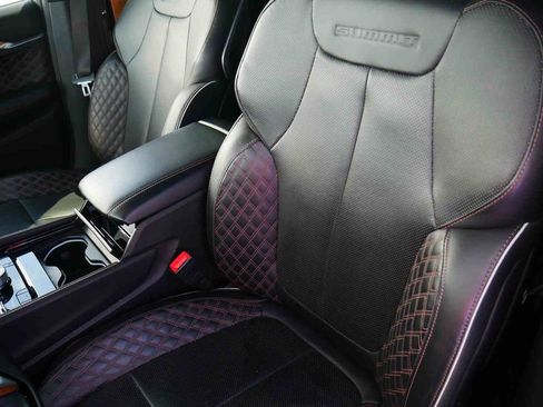 Certified 2022 Jeep Grand Cherokee Summit AWD/4WD image 27