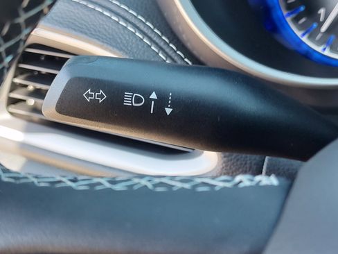 New 2026 Chrysler Pacifica Select image 25